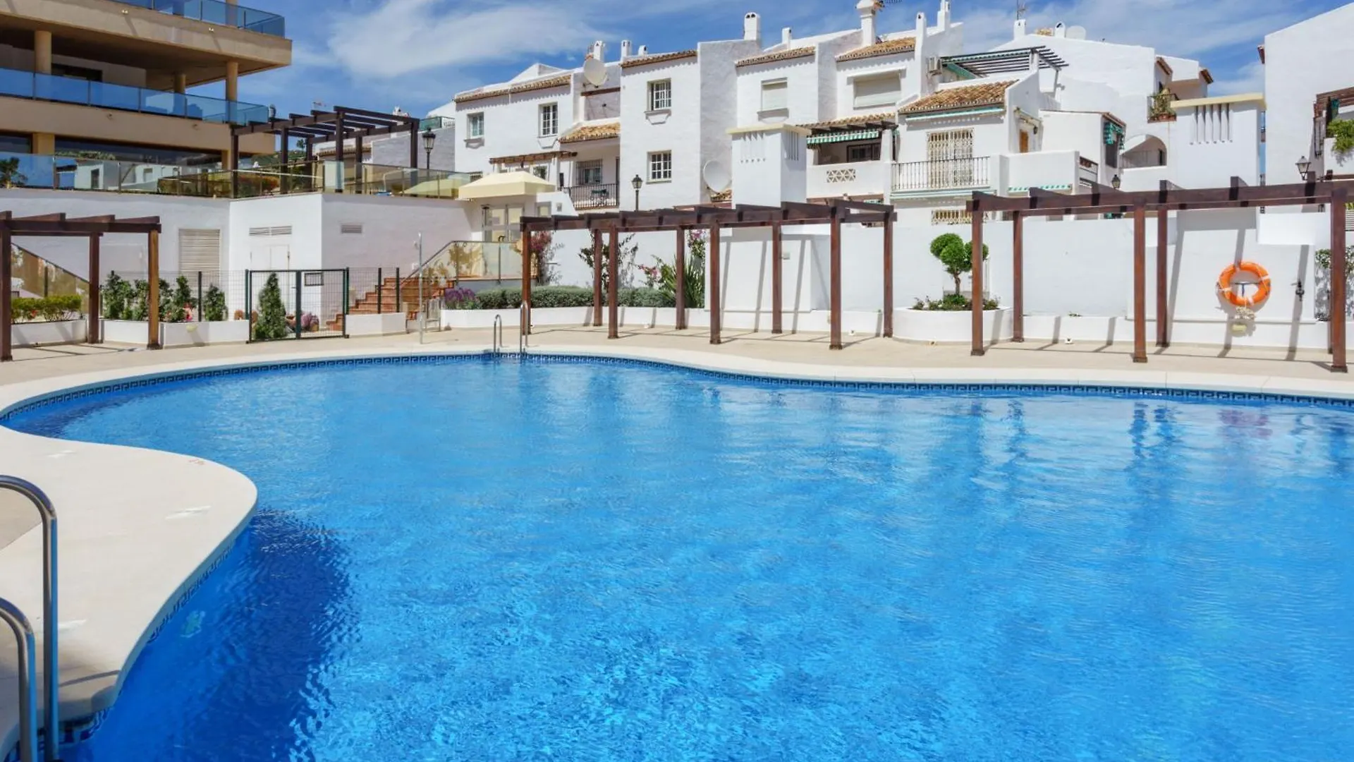 Apartment Sea View Marina Del Castillo By Interhome Manilva